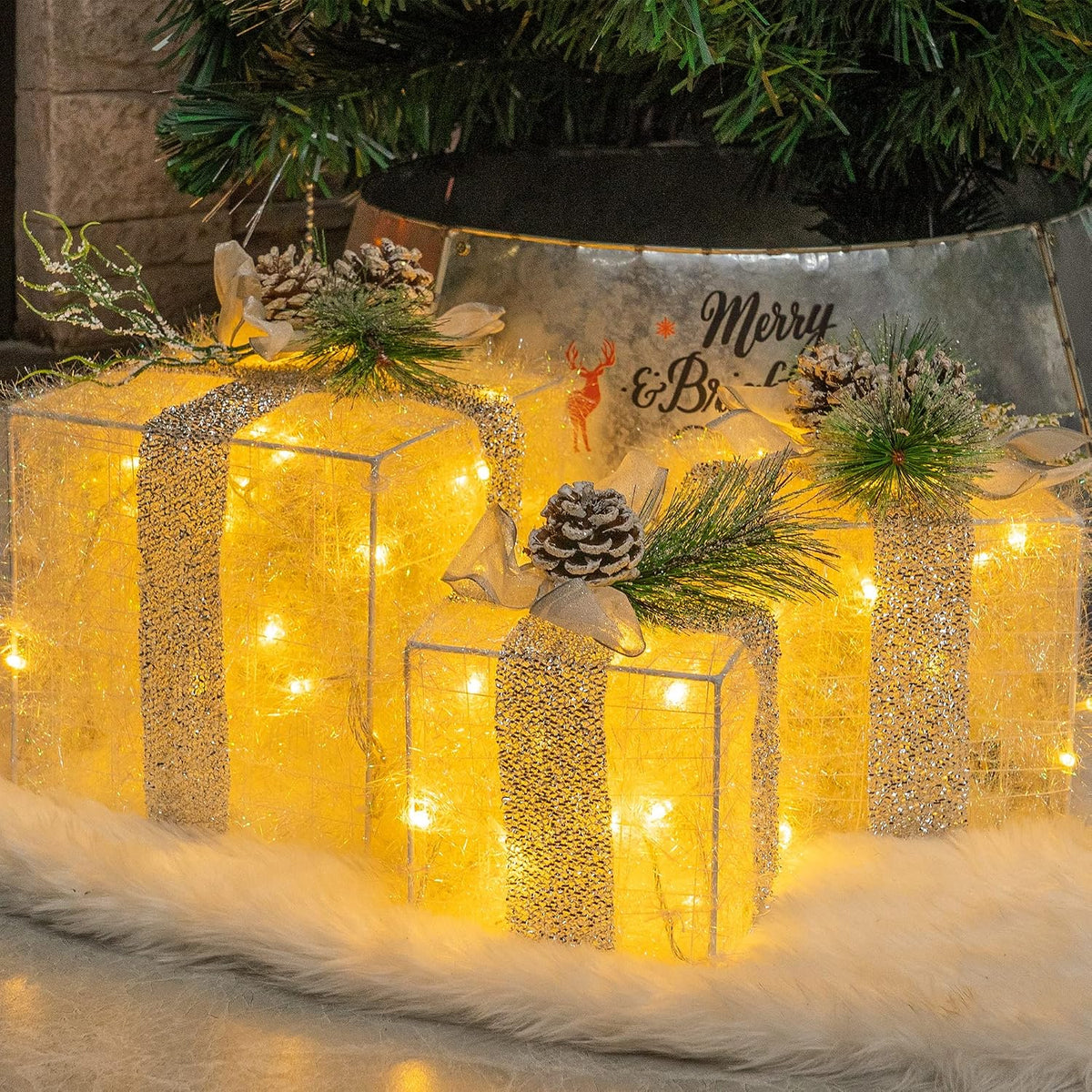 Hourleey Set of 3 Lighted Christmas Gift Boxes – 60 LED