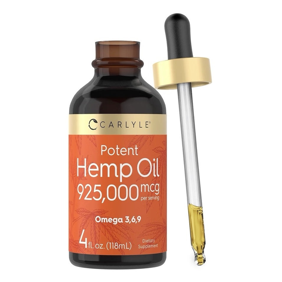 Carlyle Hemp Seed Oil 925,000 mcg, 4 fl oz bottle with dropper